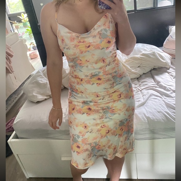 NWT Floral Satin Slip Dress - Picture 4 of 4